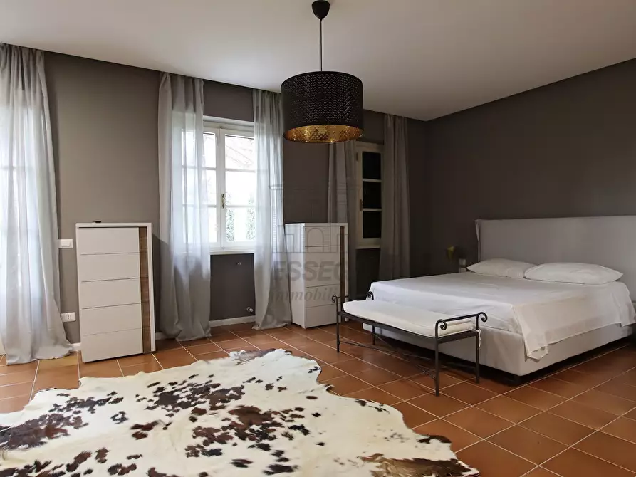 Immagine 23 di Rustico / casale in vendita  a Lucca