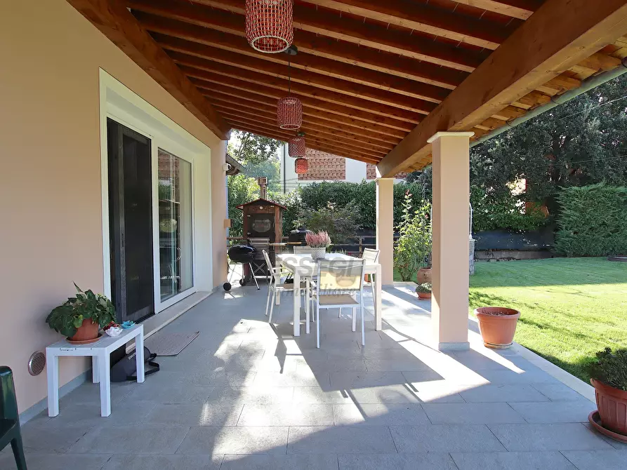 Immagine 16 di Villa in vendita  in Via di San Ginese a Capannori