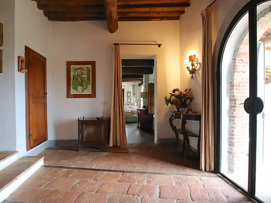 Immagine 19 di Rustico / casale in vendita  in Via della Scogliera 182 a Lucca