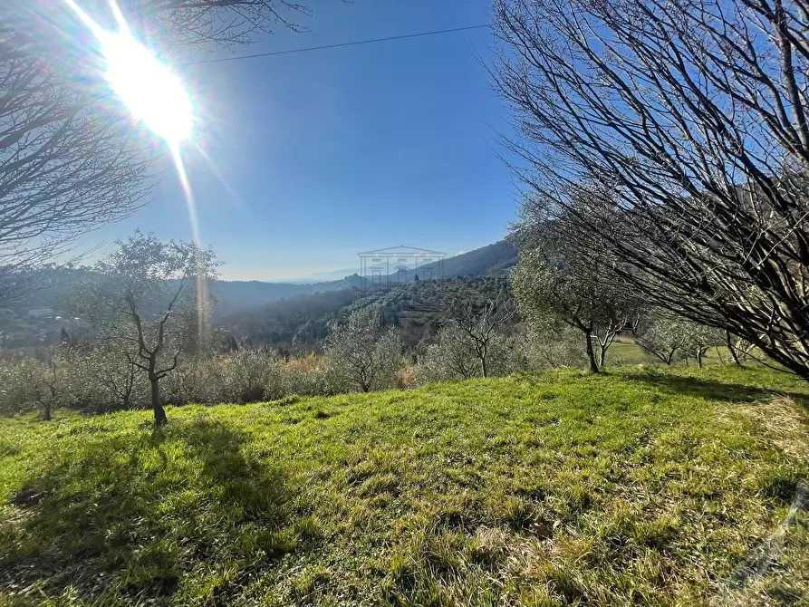 Immagine 15 di Rustico / casale in vendita  in Via dei bertolotti a Lucca