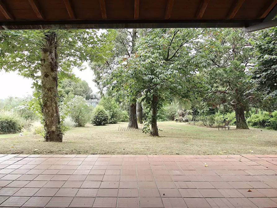 Immagine 9 di Villa in vendita  in Via della Chiesa di Gragnano a Capannori