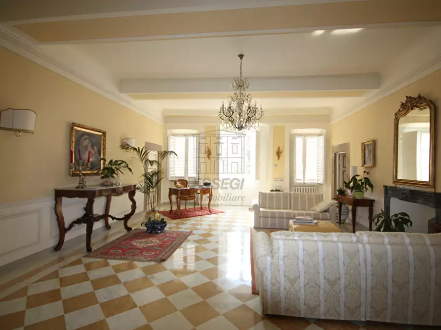 Immagine 14 di Villa in vendita  in Via della Chiesa VII 351 a Lucca