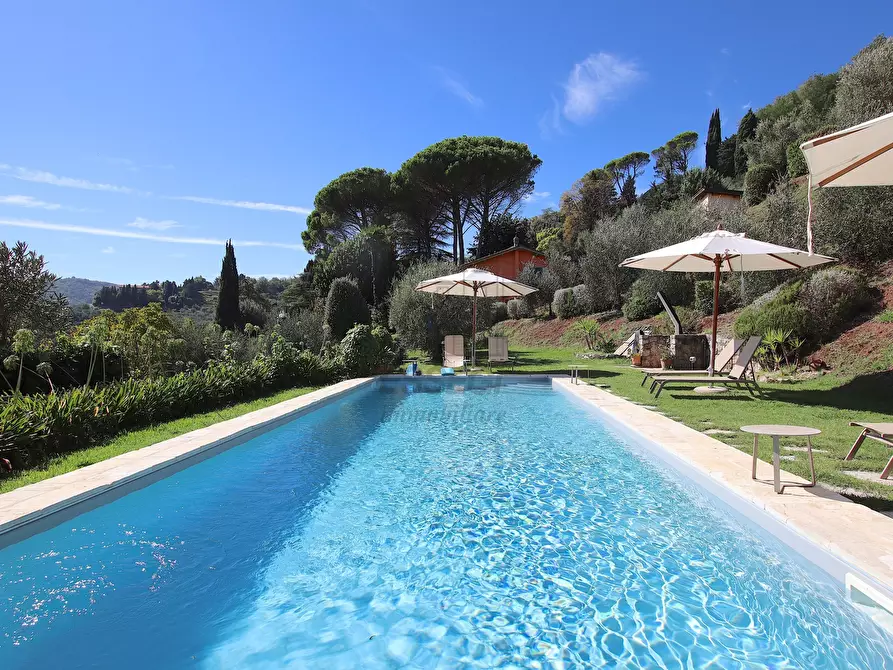 Immagine 1 di Rustico / casale in vendita  in Via di Mastiano e Gugliano 1024 a Lucca