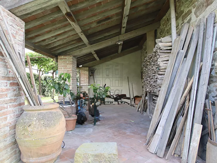 Immagine 43 di Villa in vendita  in Via Romana 914 a Lucca