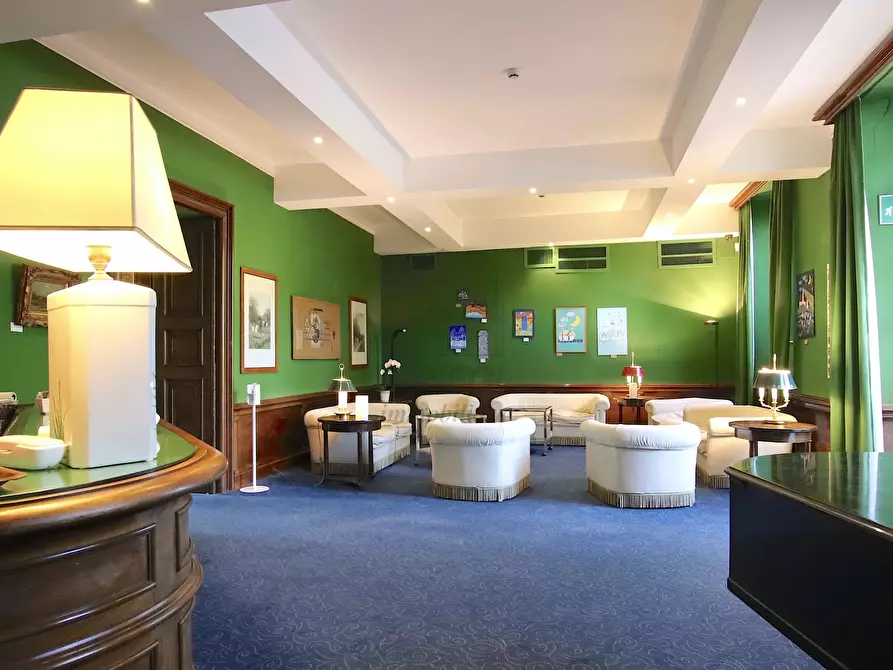 Immagine 16 di Villa in vendita  in Via della Pollicchia 50 a Lucca