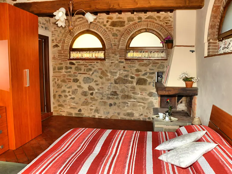 Immagine 15 di Rustico / casale in vendita  in Strada Senza Nome 5 a Pescia