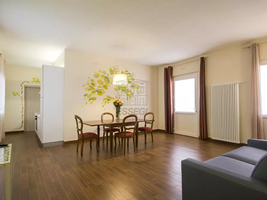 Immagine 37 di Rustico / casale in vendita  in Via di Montecarlo 59 a Lucca