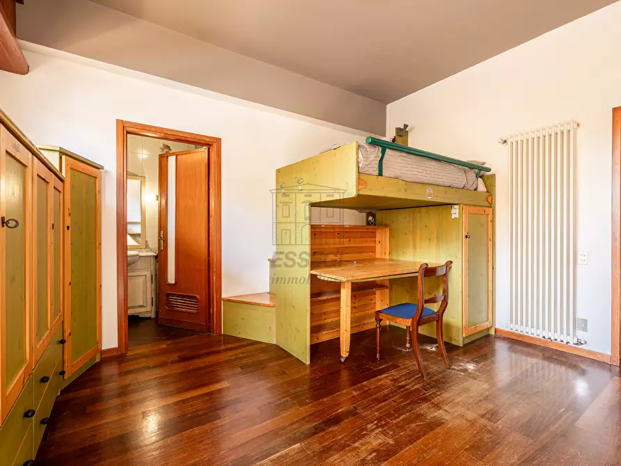 Immagine 16 di Villa in vendita  in Via dei Pellegrini a Lucca