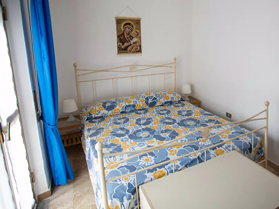 Immagine 12 di Casa indipendente in vendita  in Viale Aldo Moro 5 a Bova Marina
