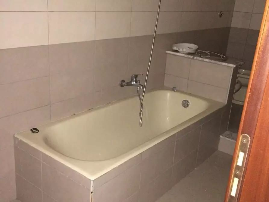 Immagine 11 di Quadrilocale in vendita  in Via Nazionale Gallico 71 a Reggio Di Calabria