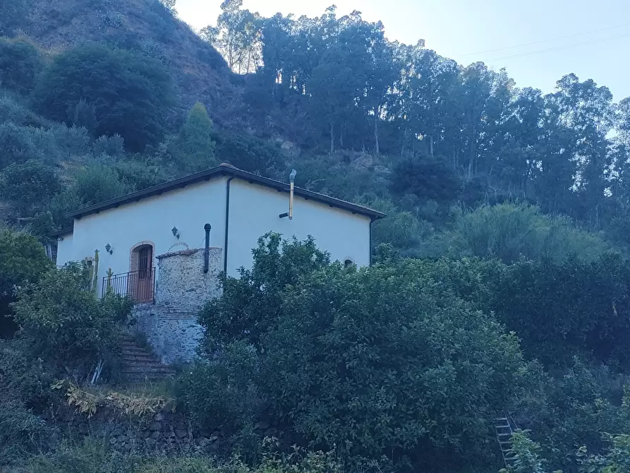 Immagine 9 di Casa indipendente in vendita  in Via San Sebastiano 11 a Palizzi