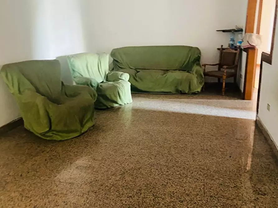 Immagine 7 di Trilocale in vendita  in Via Guglielmo Marconi 9 a Reggio Di Calabria