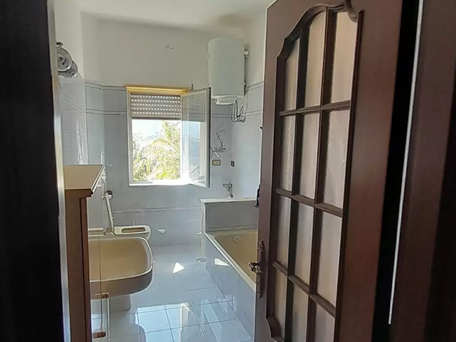 Immagine 11 di Trilocale in vendita  in Via Roma a Martone