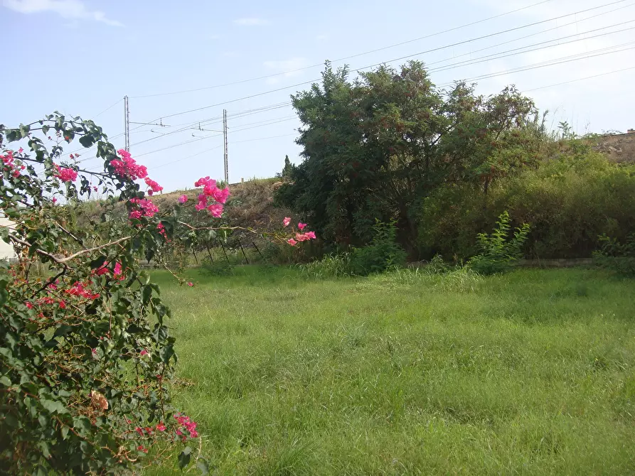 Immagine 1 di Terreno industriale in vendita  in Via Fontanella 50 a Reggio Di Calabria