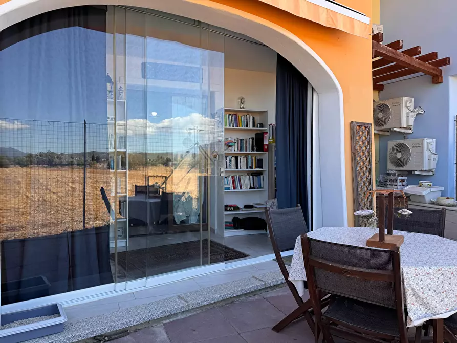 Immagine 19 di Appartamento in vendita  a Uta