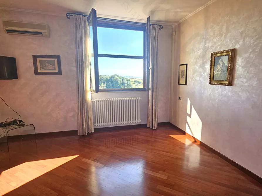 Immagine 13 di Villetta a schiera in vendita  a Quartu Sant'elena