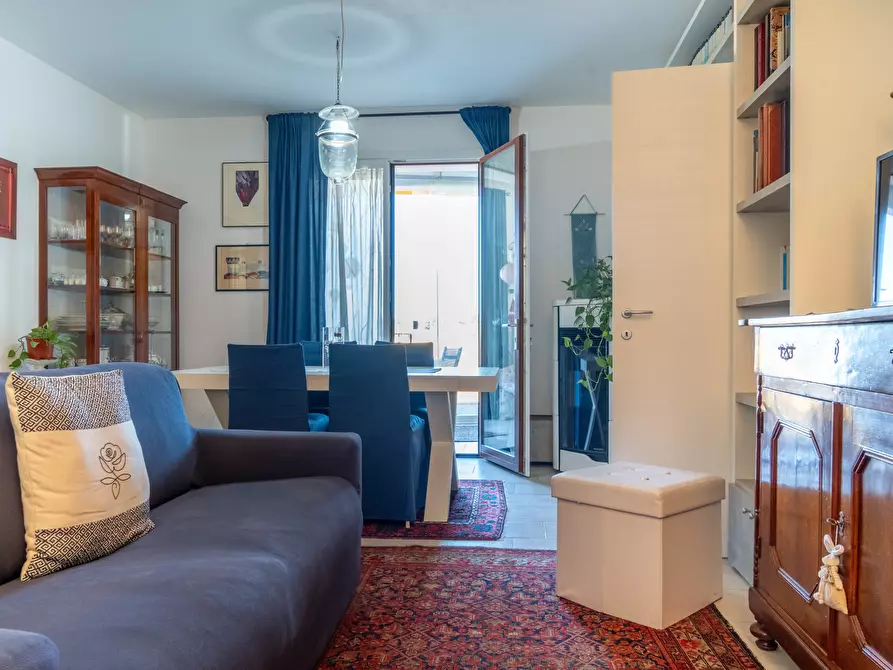 Immagine 2 di Appartamento in vendita  a Uta