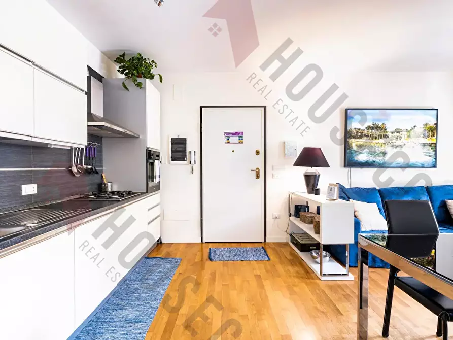 Immagine 4 di Appartamento in vendita  in Via Italia a Quartu Sant'elena