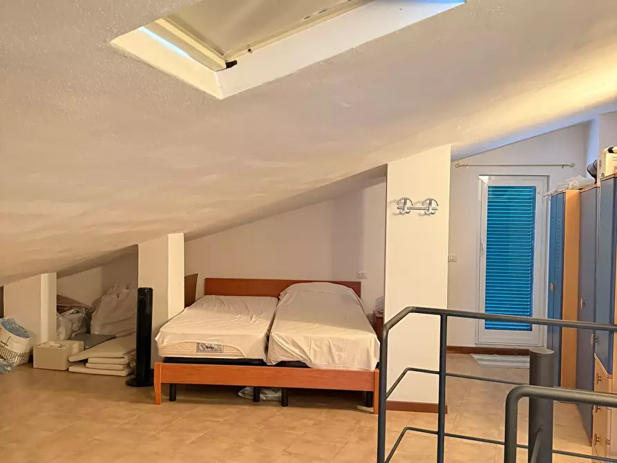 Immagine 18 di Trilocale in vendita  a Ameglia