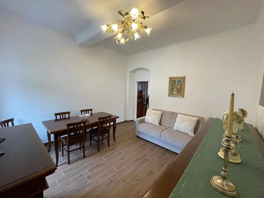 Immagine 6 di Porzione di casa in vendita  a Ameglia