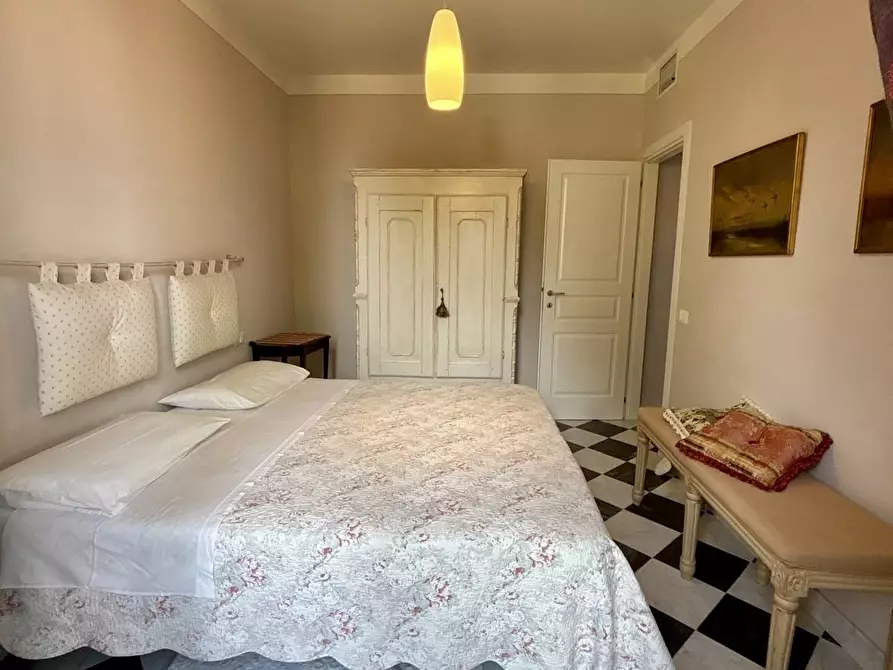 Immagine 4 di Casa semindipendente in vendita  a Ameglia