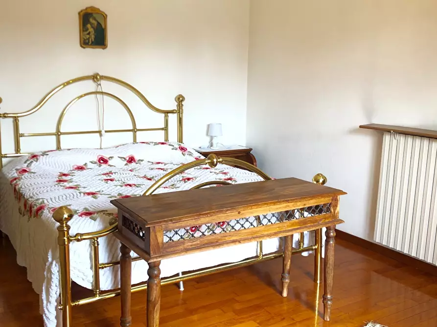 Immagine 18 di Casa bifamiliare in vendita  a Sarzana