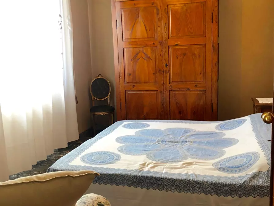 Immagine 20 di Casa bifamiliare in vendita  a Sarzana