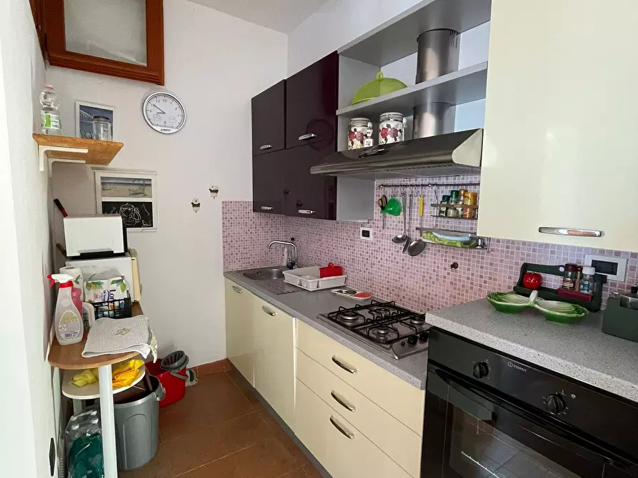 Immagine 12 di Trilocale in vendita  in Strada Punta Bianca 2 a Ameglia