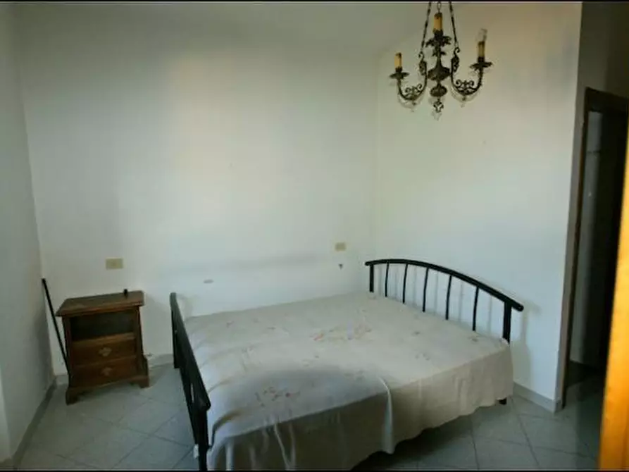 Immagine 4 di Trilocale in vendita  a Ameglia