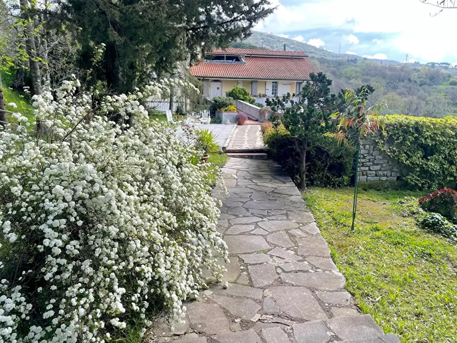 Immagine 24 di Casa indipendente in vendita  a Castelnuovo Magra