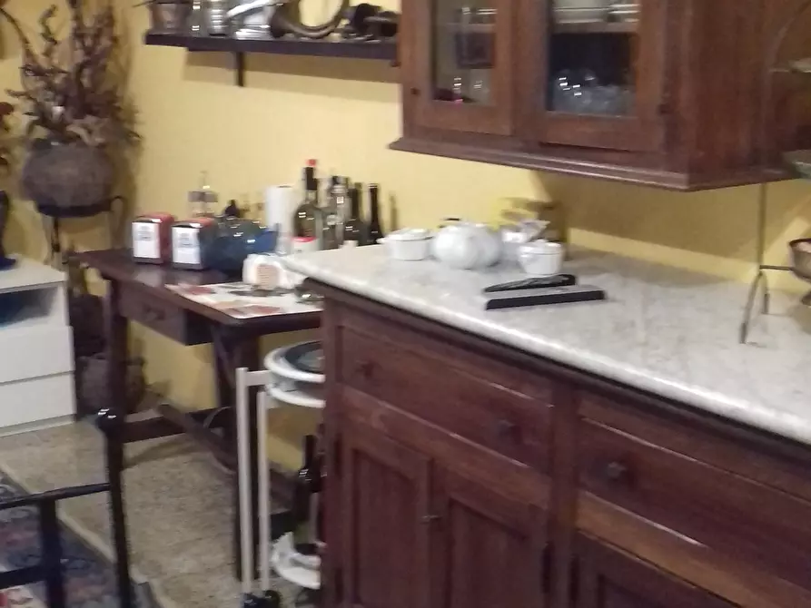 Immagine 7 di Appartamento in vendita  in VIA ROSSI a Sarzana