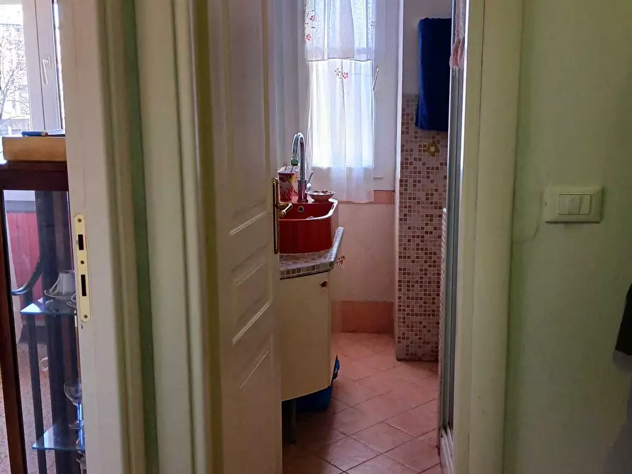 Immagine 4 di Appartamento in vendita  a La Spezia