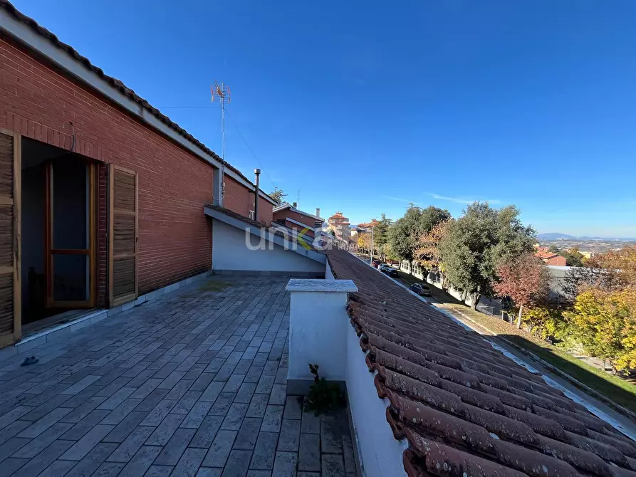 Immagine 5 di Appartamento in vendita  in Via Giuseppe Uncini snc a Jesi