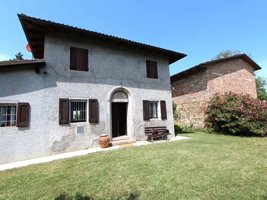 Immagine 3 di Porzione di casa in vendita  in Via Palazzetto 17 a Valsamoggia