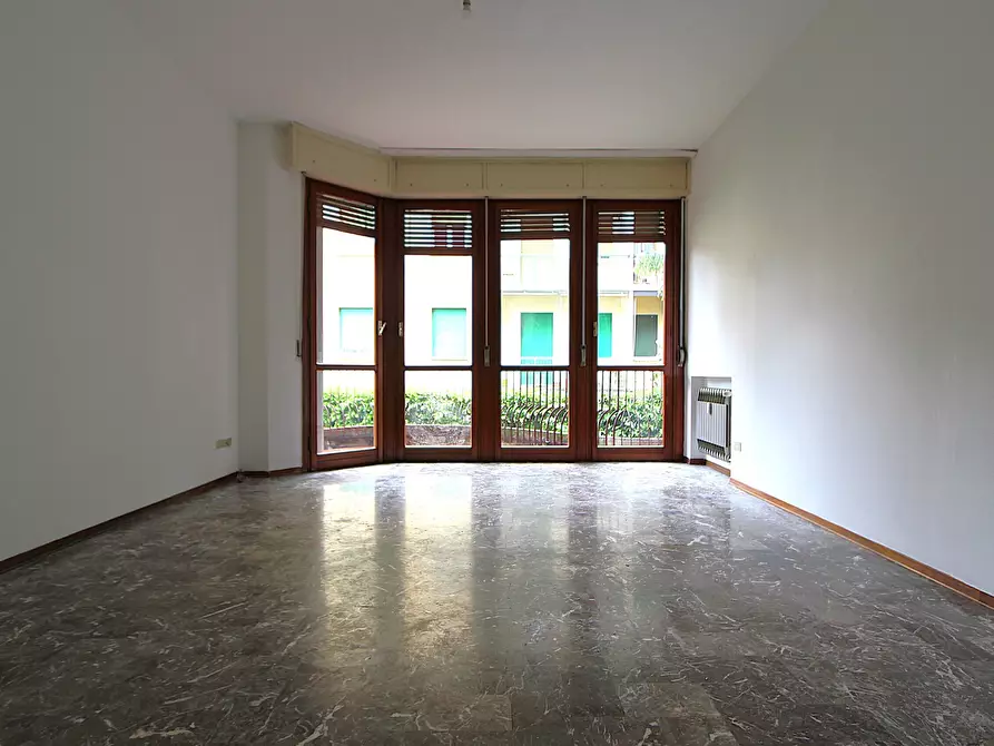 Immagine 19 di Appartamento in vendita  in Viale della Costituzione 6 a Valsamoggia