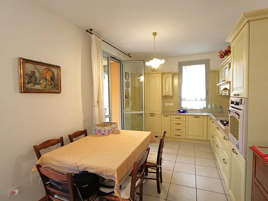 Immagine 22 di Appartamento in vendita  in Piazza Lorenzo D' Auria 3 a Valsamoggia