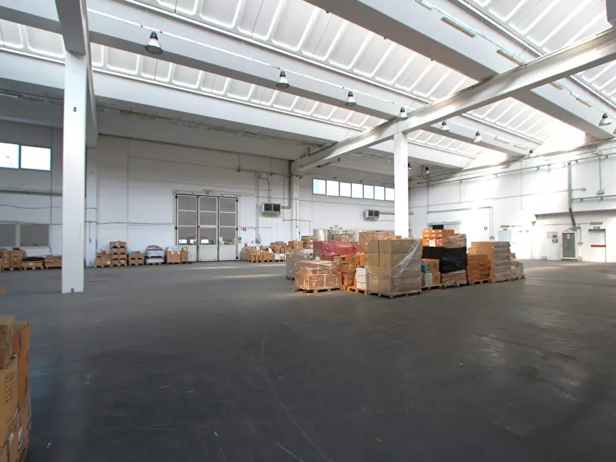 Immagine 19 di Capannone industriale in vendita  in Via Lunga a Valsamoggia