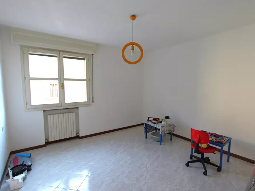 Immagine 11 di Appartamento in vendita  in Viale dell'Indipendenza a Valsamoggia