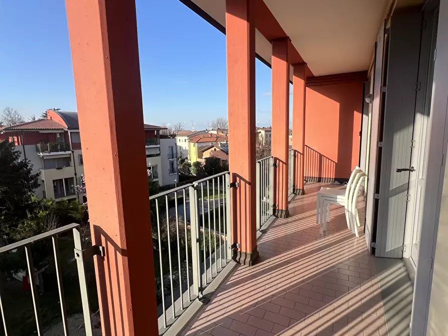 Immagine 15 di Appartamento in vendita  in Via Giuseppe Mazzini a Valsamoggia