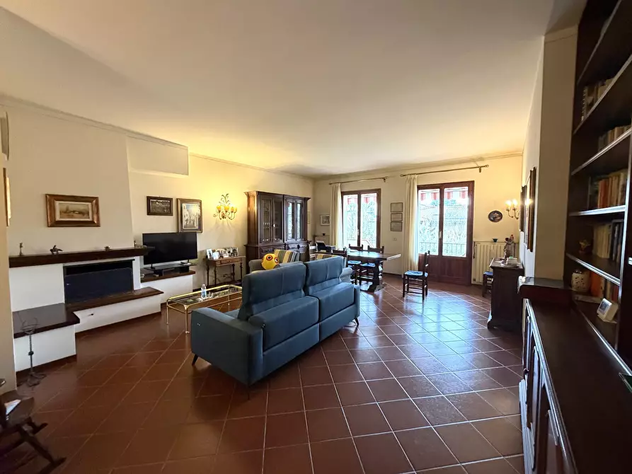 Immagine 3 di Porzione di casa in vendita  a Valsamoggia