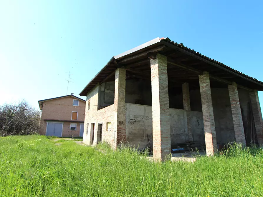 Immagine 54 di Porzione di casa in vendita  in Viale M. di Canossa a Valsamoggia