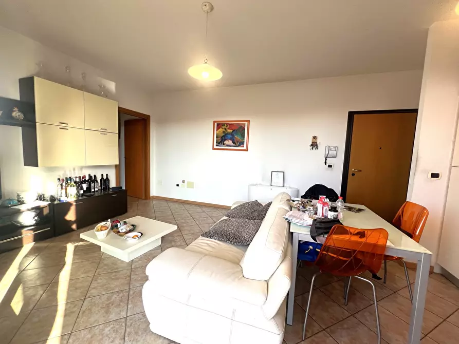 Immagine 8 di Appartamento in vendita  in Via Giuseppe Mazzini a Valsamoggia