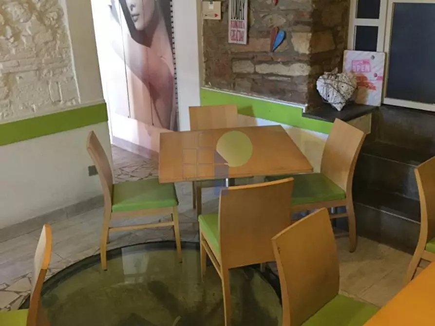 Immagine 9 di Bar / Ristorante in vendita  in via dei lavoratori 21 a Rosignano Marittimo