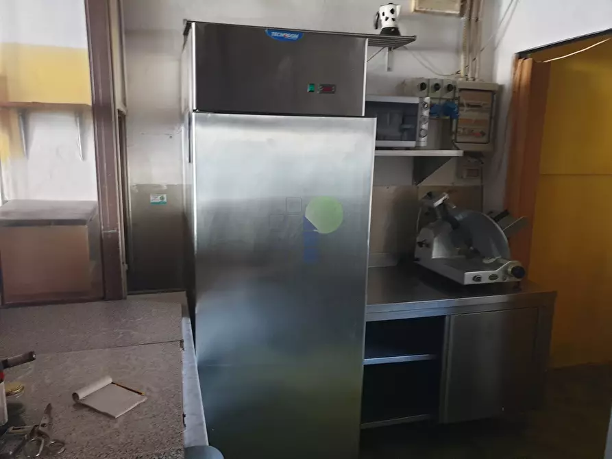 Immagine 7 di Bar / Ristorante in affitto  a Livorno