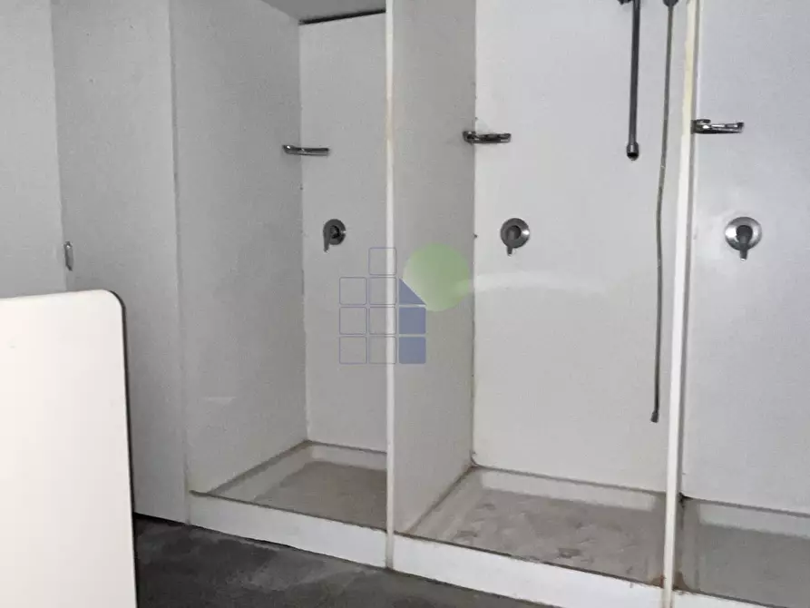 Immagine 18 di Capannone industriale in vendita  in Via per Rosignano 11 a Rosignano Marittimo