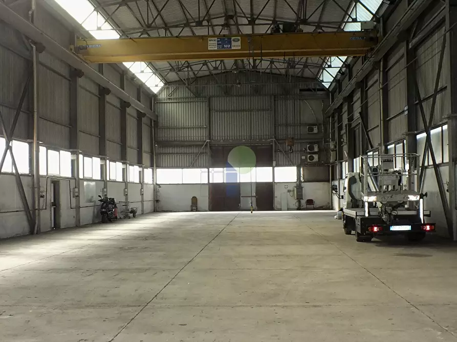 Immagine 14 di Attività artigianale in vendita  in via Arno 22 a Piombino