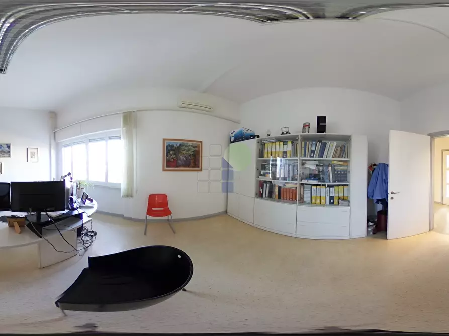 Immagine 24 di Ufficio in affitto  in Via L. da Vinci 35 a Livorno