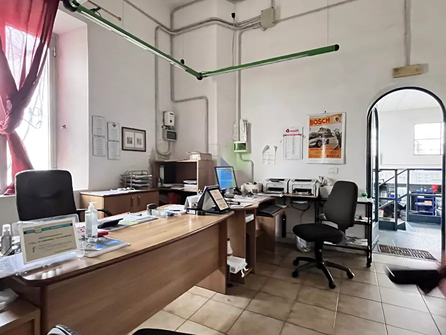 Immagine 18 di Capannone industriale in affitto  in Via Francesco Pera 88 a Livorno