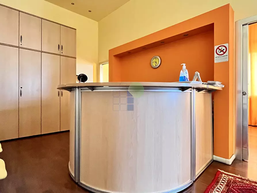 Immagine 20 di Ufficio in vendita  in Via Salvatore Orlando 3 a Livorno