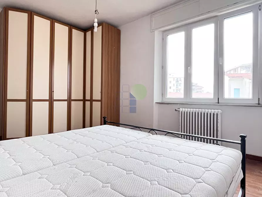 Immagine 26 di Pentalocale in vendita  in Via Baciocchi 12 a Livorno